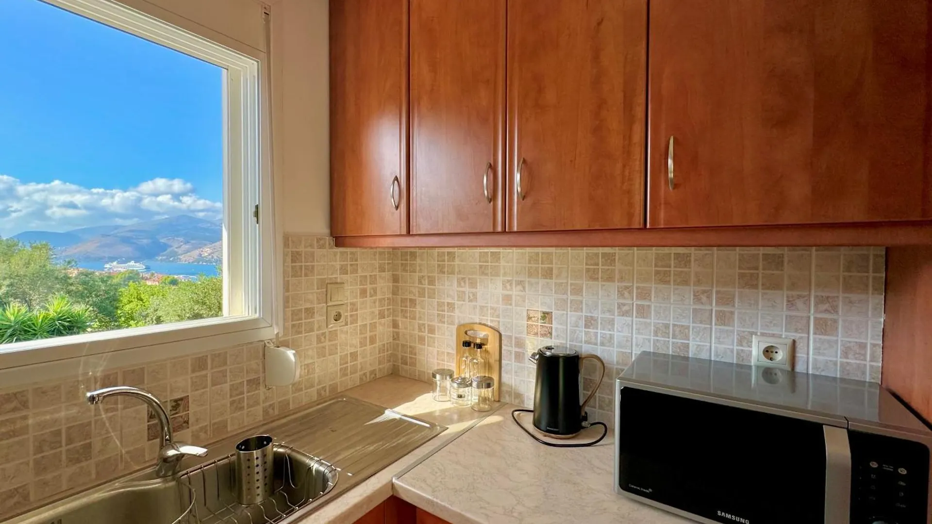 Oasis Luxury House Spilia 1St Floor Apartment Argostoli  Greece