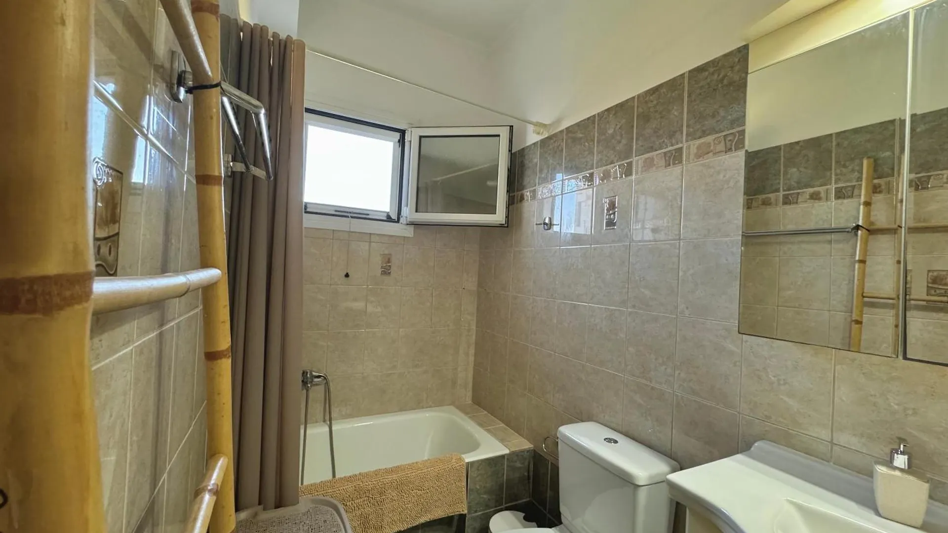 Oasis Luxury House Spilia 1St Floor Apartment Argostoli  0*, Argostoli (Kefalonia)