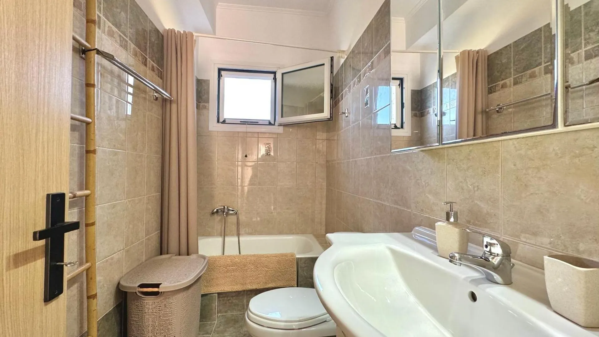 Oasis Luxury House Spilia 1St Floor Apartment Argostoli